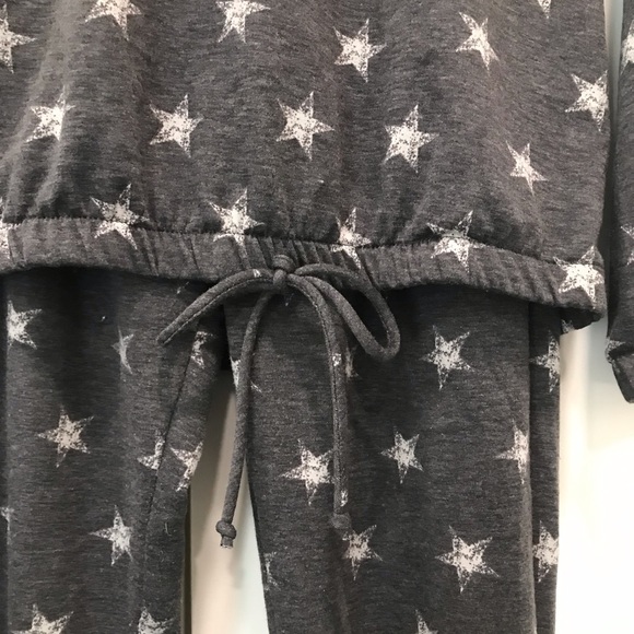 Moa Moa girls Everyday Gray and White Star Jogger Set - Picture 7 of 9